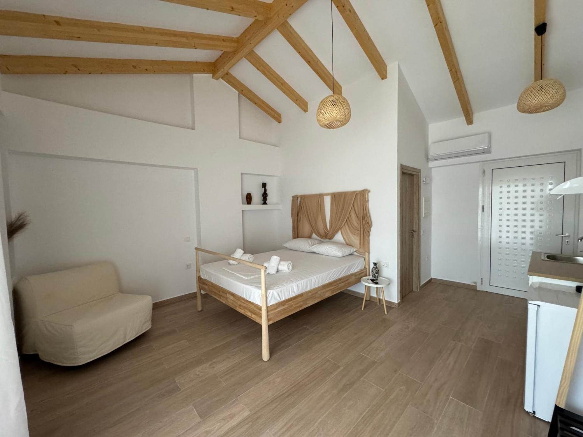 Nikludin Suites & Studios Laganas Exterior photo